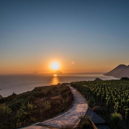 Tenuta Di Castellaro Winery & Resort Lipari  Exteriör bild