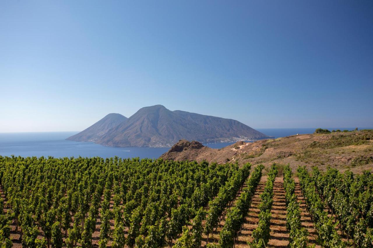 Tenuta Di Castellaro Winery & Resort Lipari  Exteriör bild