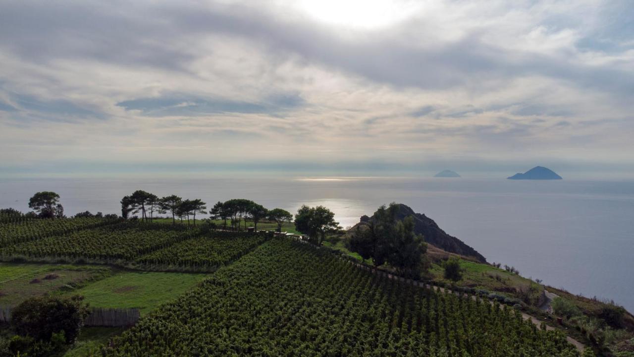 Tenuta Di Castellaro Winery & Resort Lipari  Exteriör bild