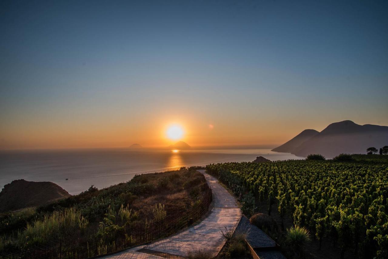 Tenuta Di Castellaro Winery & Resort Lipari  Exteriör bild